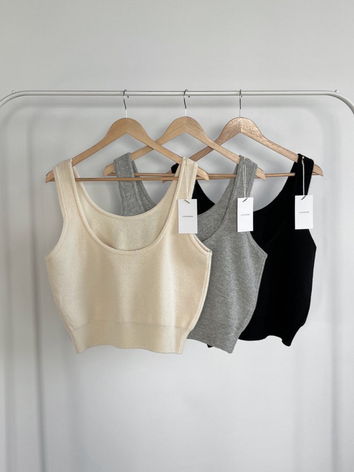 Jeiin - Korean Women Fashion - #momslook - U-Neck Vest