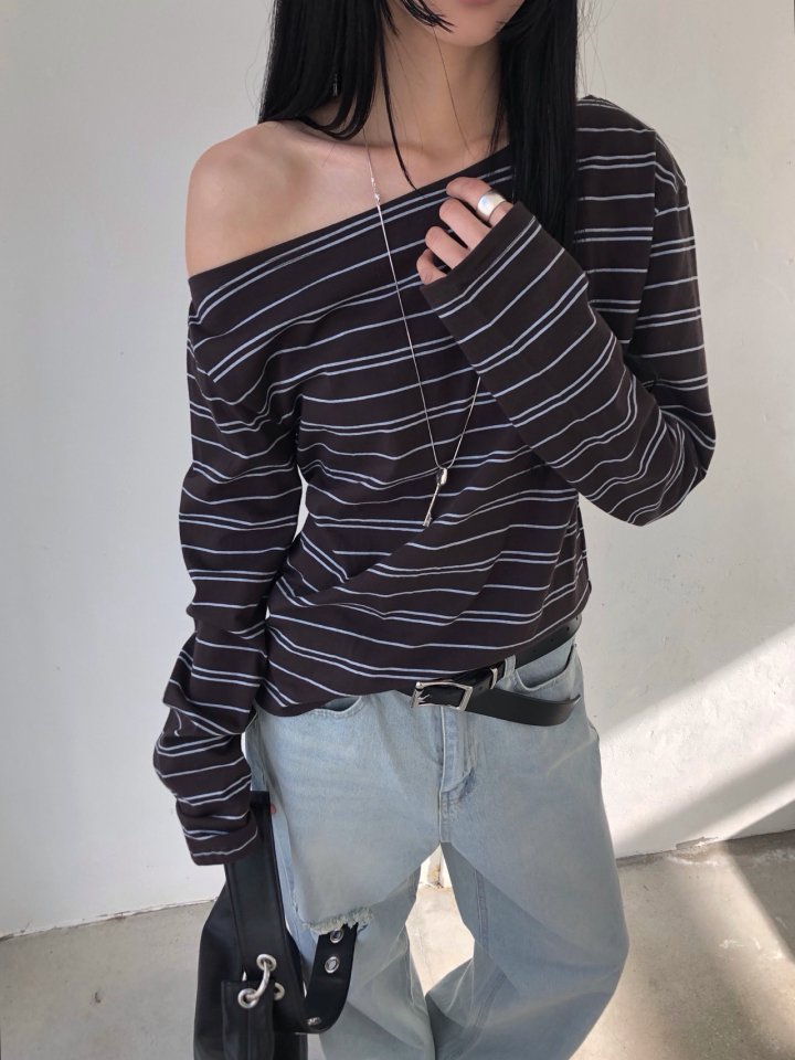 Jeiin - Korean Women Fashion - #momslook - Toy Stripe Long Sleeve Tee - 6