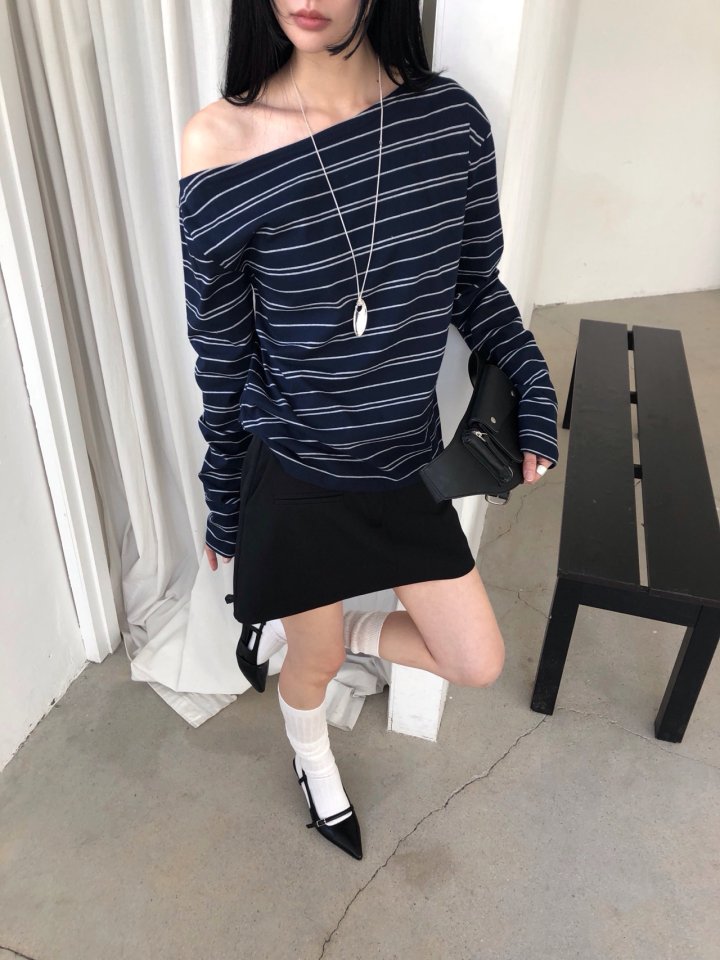 Jeiin - Korean Women Fashion - #momslook - Toy Stripe Long Sleeve Tee - 8