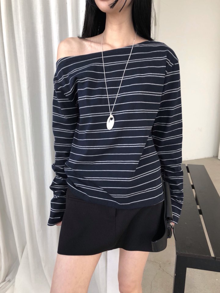 Jeiin - Korean Women Fashion - #womensfashion - Toy Stripe Long Sleeve Tee - 9