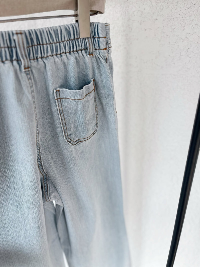 Lagrass - Korean Women Fashion - #vintagekidsstyle - Jane Denim Pants - 12