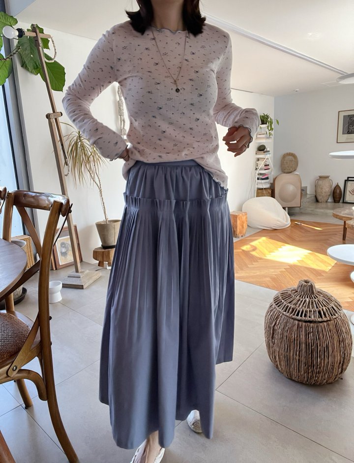 Lagrass - Korean Women Fashion - #womensfashion - Textured Pleated Skirt - 8