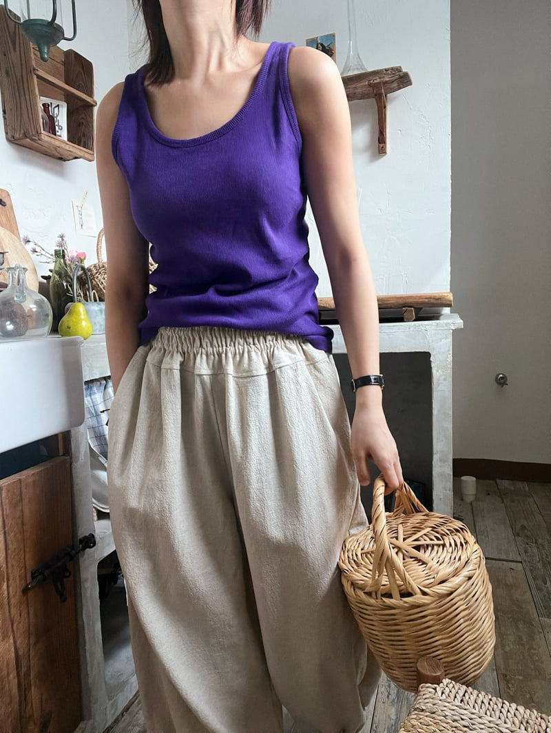 Lagrass - Korean Women Fashion - #womensfashion - Bay Sleeveless Top - 5