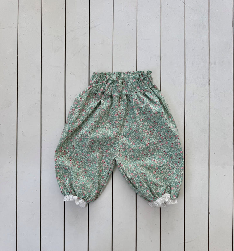 Le petitmot - Korean Children Fashion - #fashionkids - Aladdin Lace Jogger Pants - 2