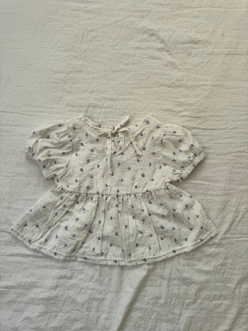 Le petitmot - Korean Children Fashion - #todddlerfashion - Flower Blouse - 2
