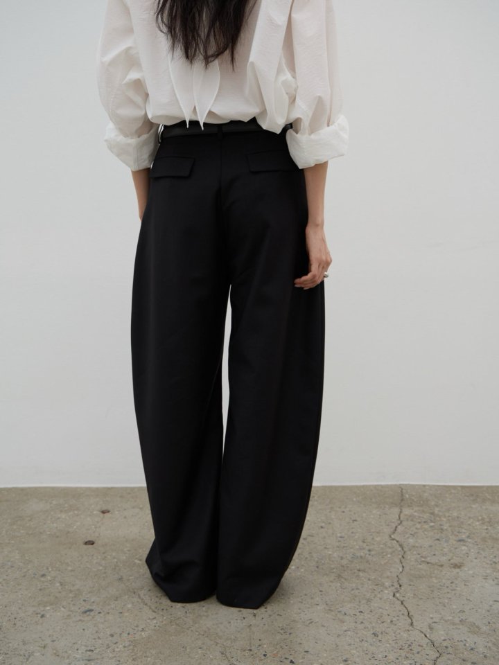 Curve Barrel Pants by Lenoii for Women - view 7