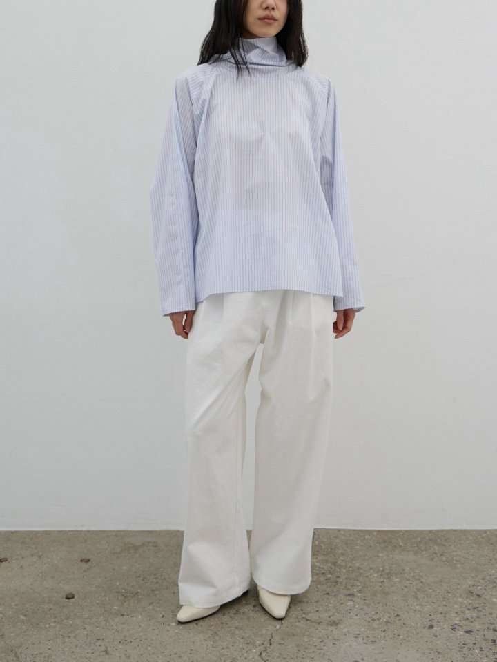 Green Tea Cotton Wide Two-Tuck Pants by Lenoii for Women - view 2
