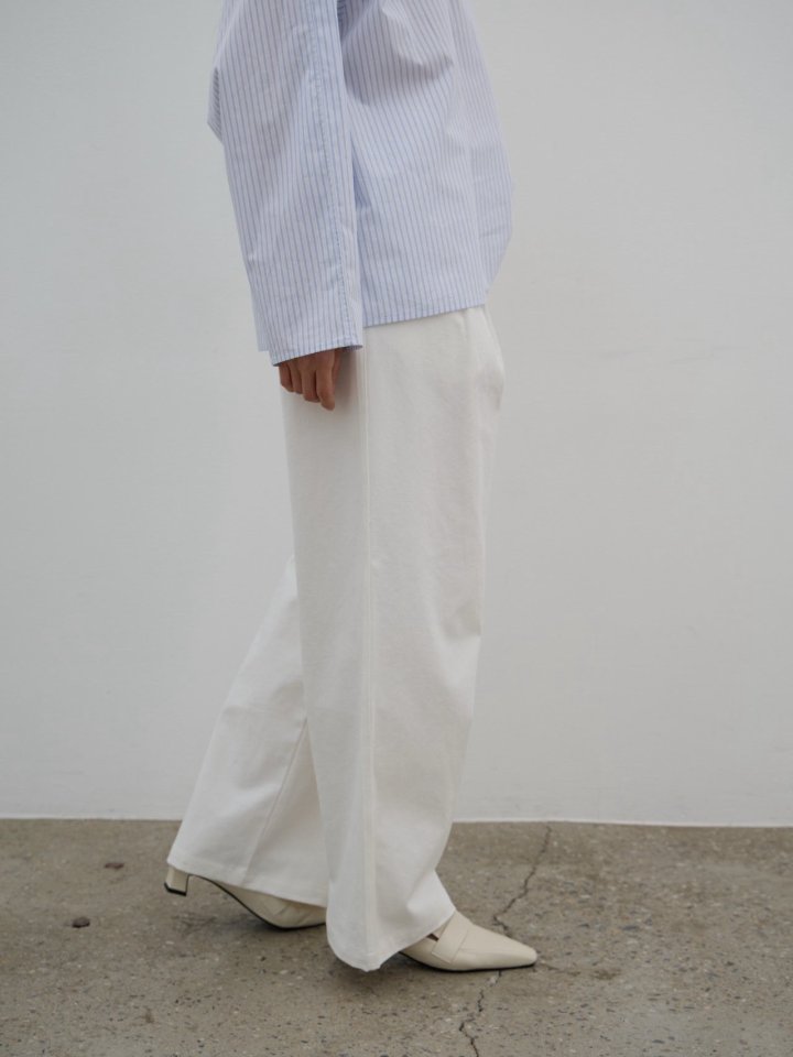 Green Tea Cotton Wide Two-Tuck Pants by Lenoii for Women - view 6