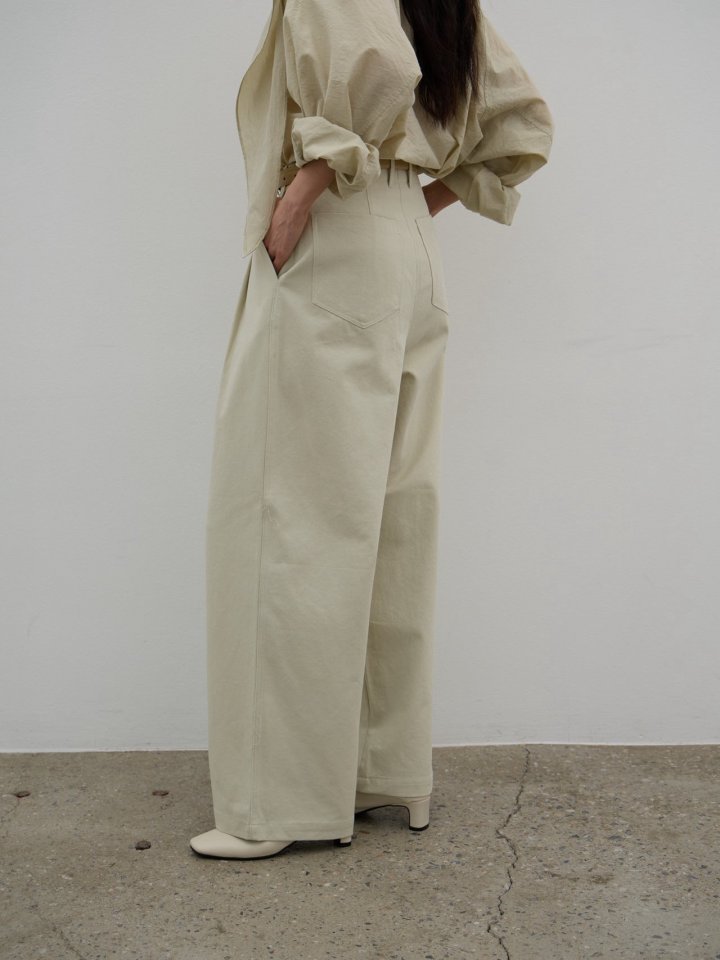 Green Tea Cotton Wide Two-Tuck Pants by Lenoii for Women - view 10