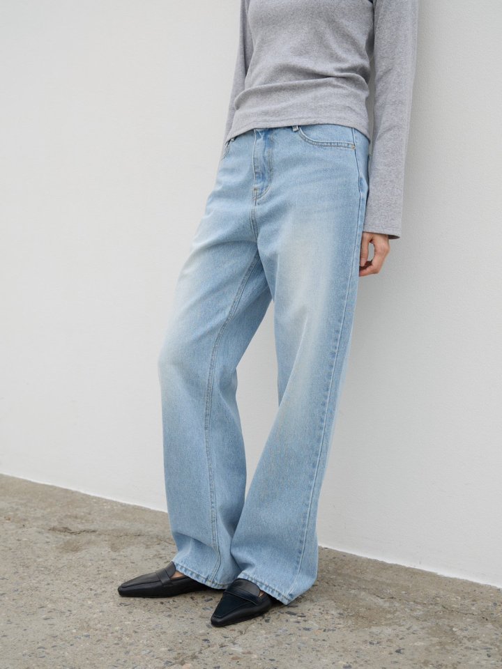 Relax Straight Denim Pants by Lenoii for Women - view 1
