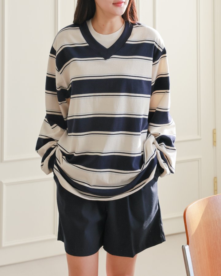Lovely - Korean Women Fashion - #momslook - Mega V-Neck Tee - 9