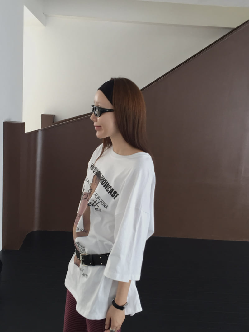 Made - Korean Women Fashion - #womensfashion - Soft Graphic Short Sleeved Tee - 2