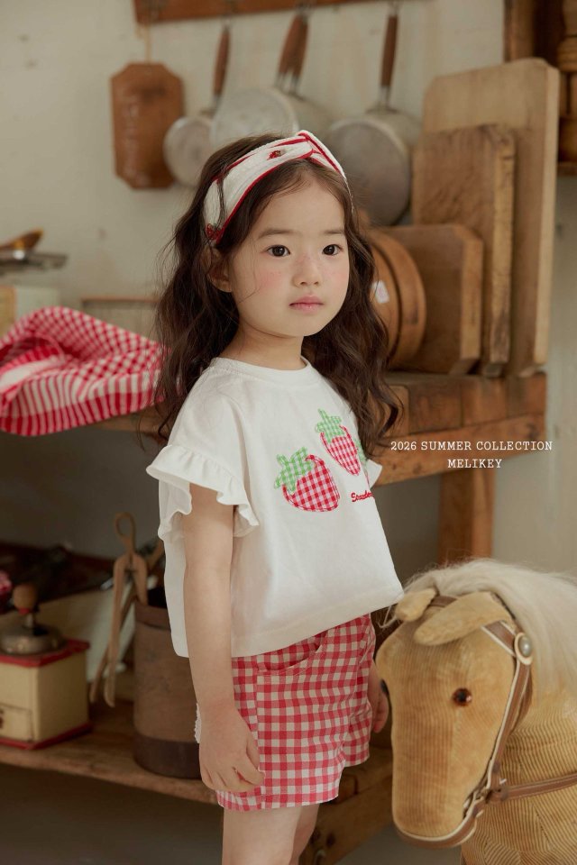 Melikey - Korean Children Fashion - #stylishchildhood - Strawberry Patch Tee - 4
