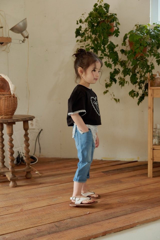 Melikey - Korean Children Fashion - #fashionkids - Capri Denim Pants - 12
