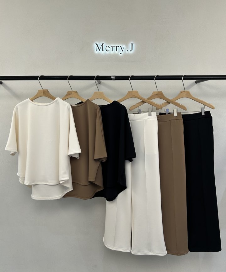Merry J - Korean Women Fashion - #womensfashion - Rami Poncho Set - 4