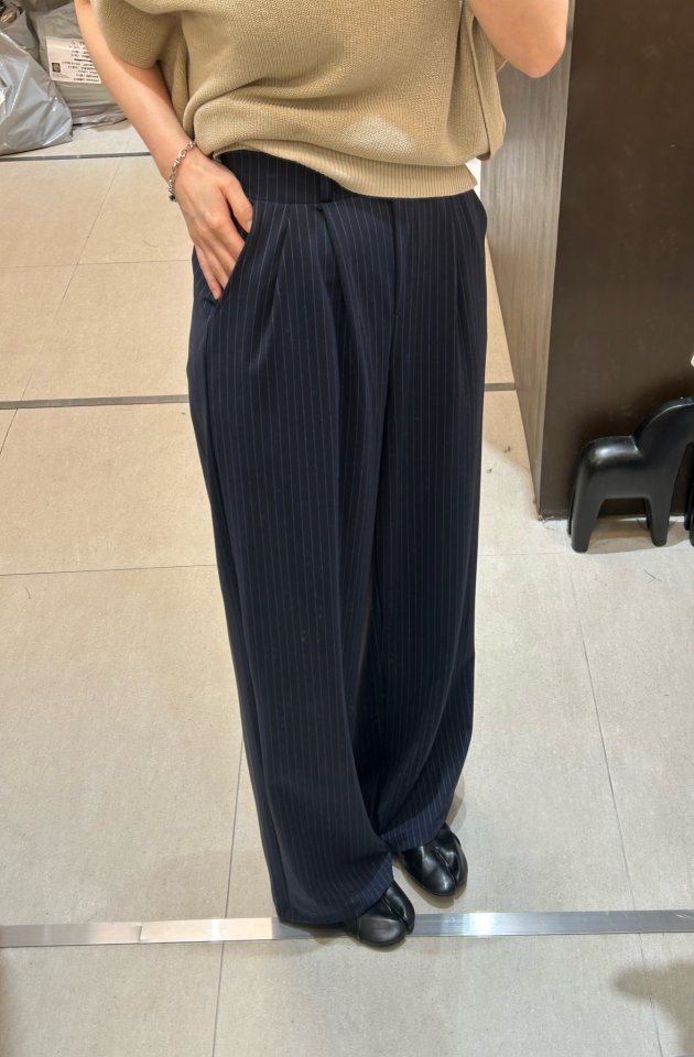 Merry J - Korean Women Fashion - #momslook - Stripe Pintuck Span Pants - 11