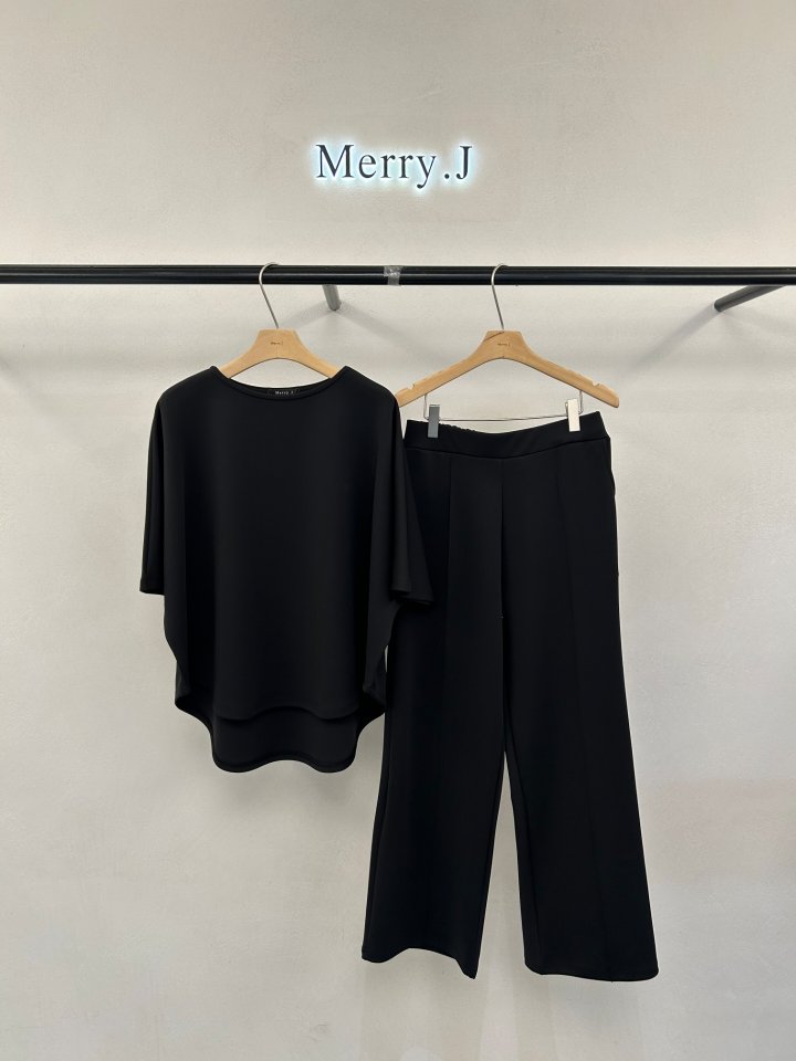 Merry J - Korean Women Fashion - #womensfashion - Rami Poncho Set - 7