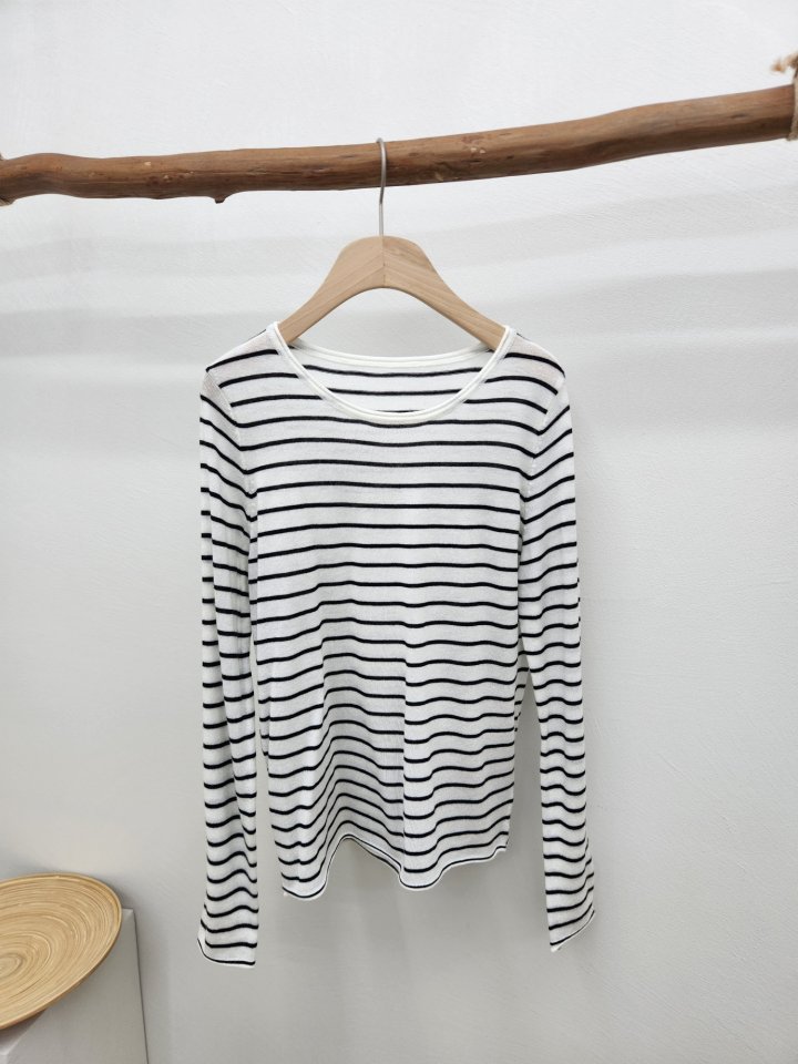 Most - Korean Women Fashion - #vintageinspired - Normal Stripe Round Tee - 2