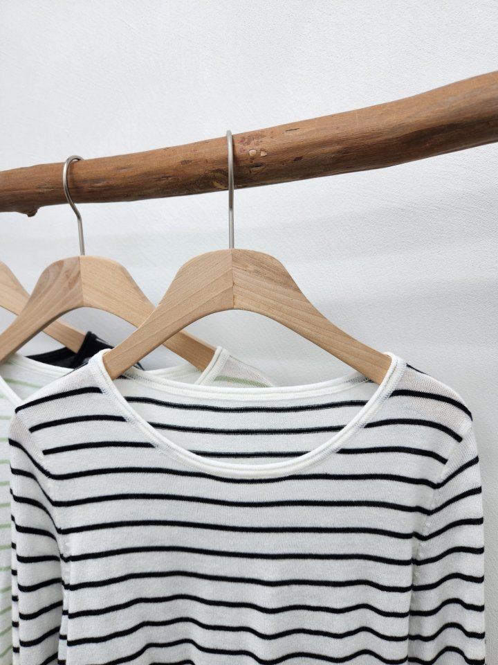 Most - Korean Women Fashion - #vintagekidsstyle - Normal Stripe Round Tee - 3