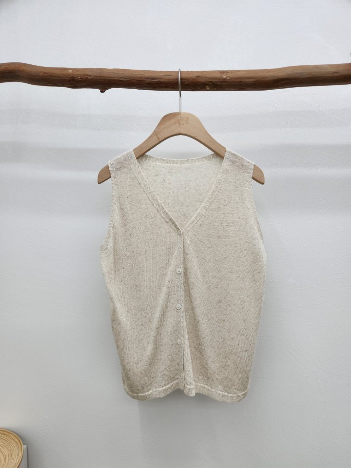 Most - Korean Women Fashion - #womensfashion - Add Sleeveless Top - 3