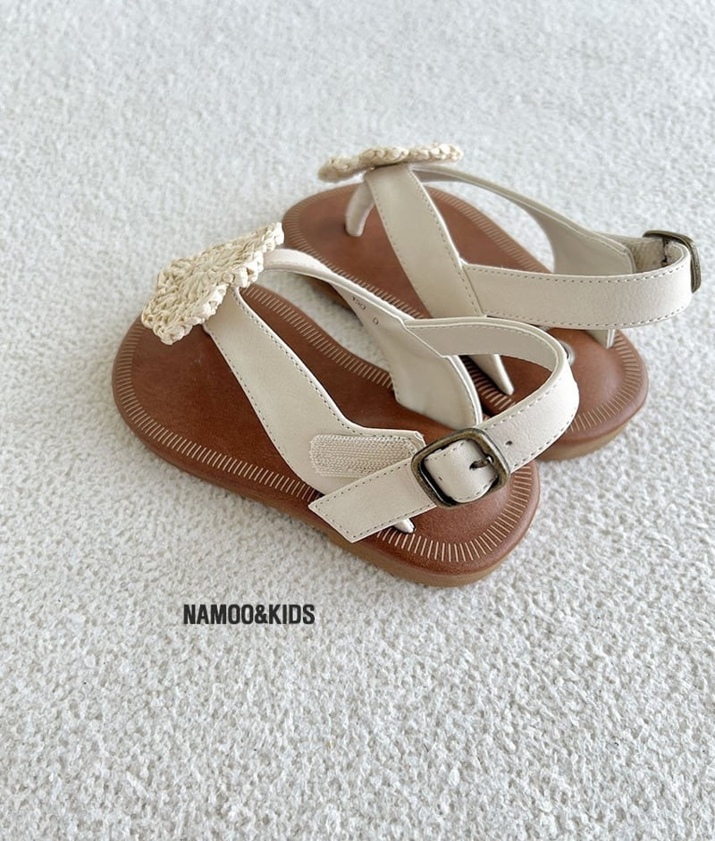 Namoo & Kids - Korean Children Fashion - #designkidswear - Vanilla Flower Flip Flops - 10