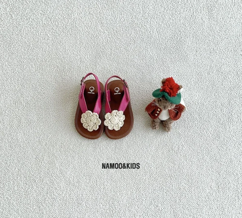 Namoo & Kids - Korean Children Fashion - #littlefashionista - Vanilla Flower Flip Flops - 3