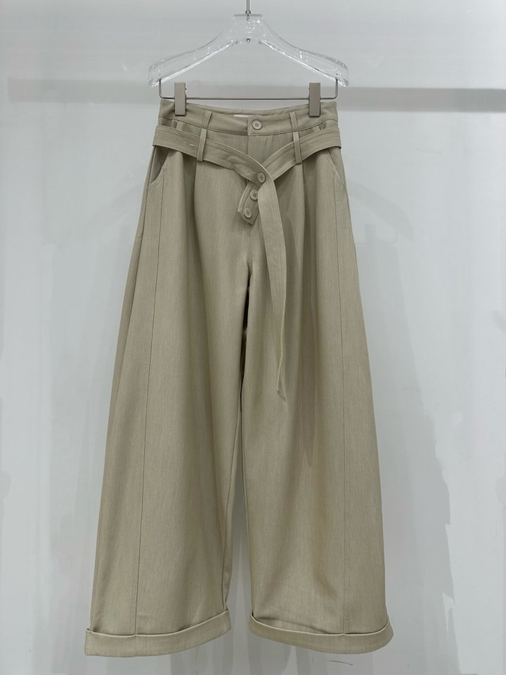 Neroli36 - Korean Women Fashion - #momslook - M Curved Belt Pants - 2