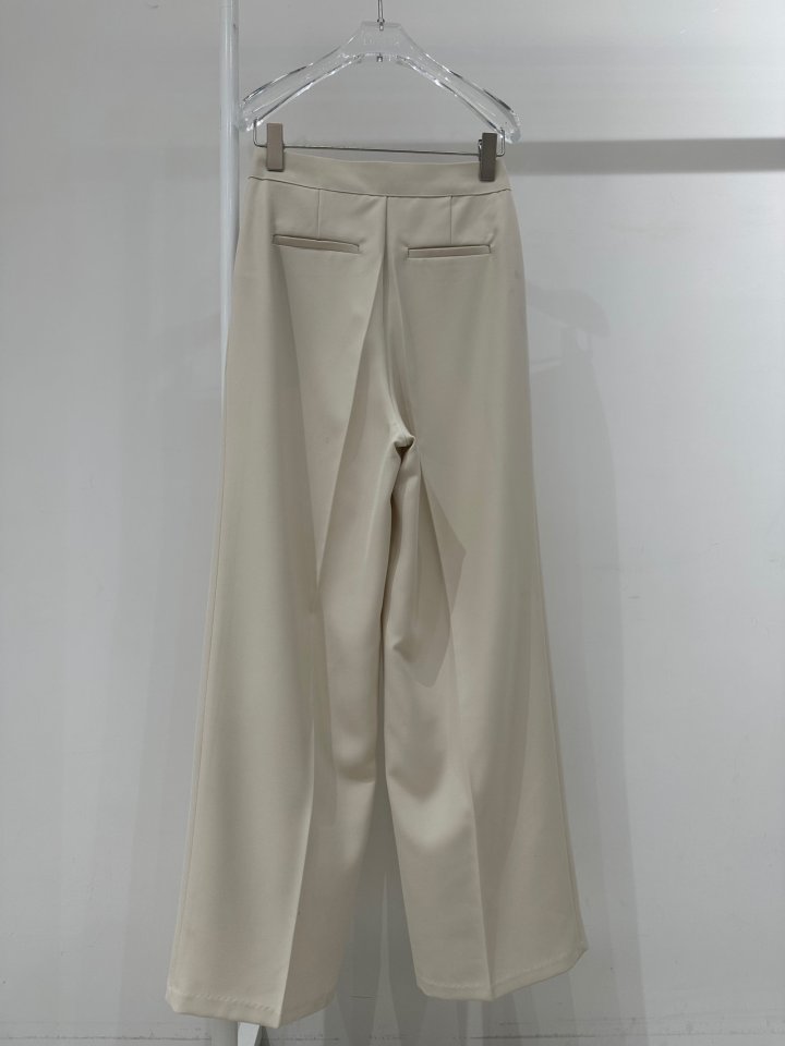 Neroli36 - Korean Women Fashion - #pursuepretty - Lumi Belt Pleated Pants - 3