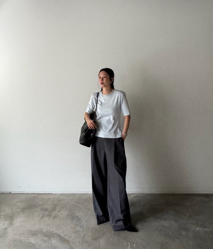 Neroli36 - Korean Women Fashion - #shopsmall - Back Slit Pad Tee - 10