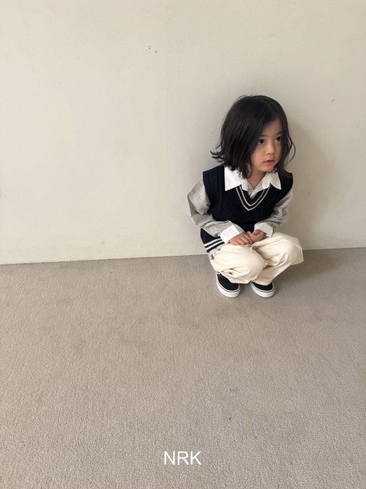 Nrk - Korean Children Fashion - #stylishchildhood - School Look Vest - 7