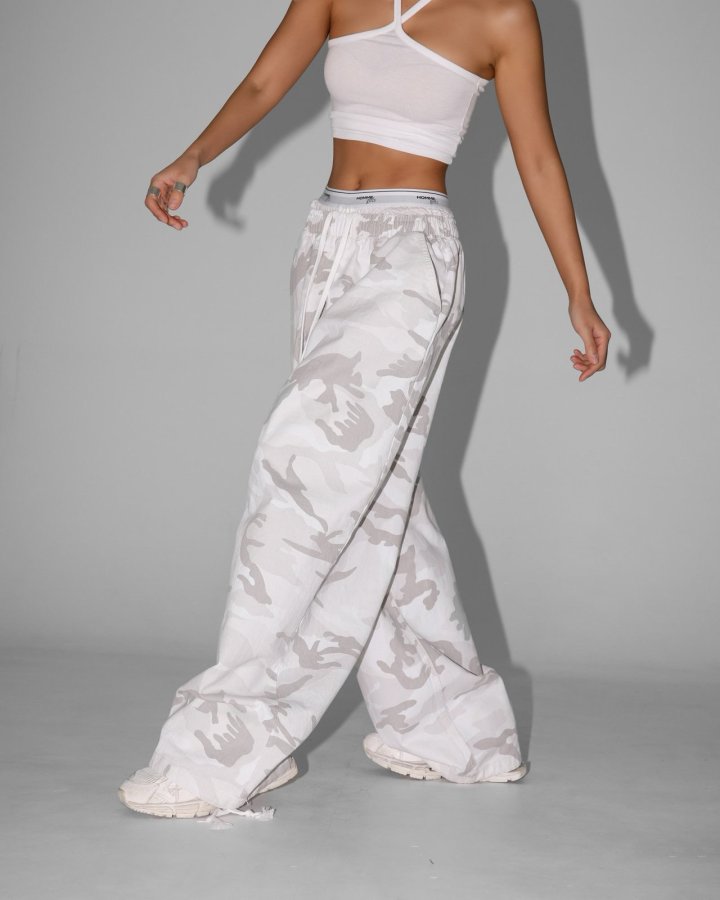 Paper Moon - Korean Women Fashion - #momslook - Camouflage Cotton Banded Maxi Wide Trousers - 2