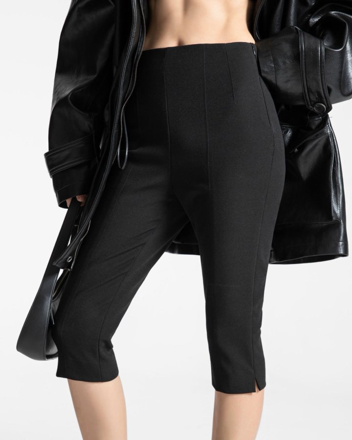 Paper Moon - Korean Women Fashion - #momslook - Center Seam Capri Leggings - 5