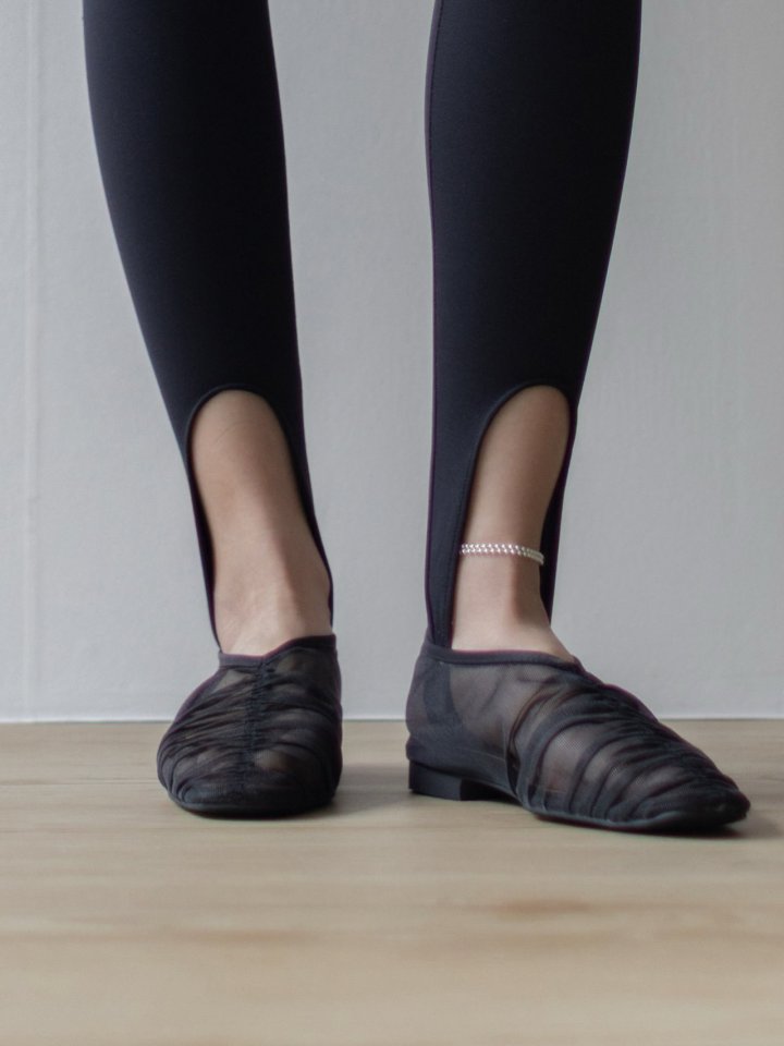 Paper Moon - Korean Women Fashion - #momslook - Stirrup Stretch Leggings - 5
