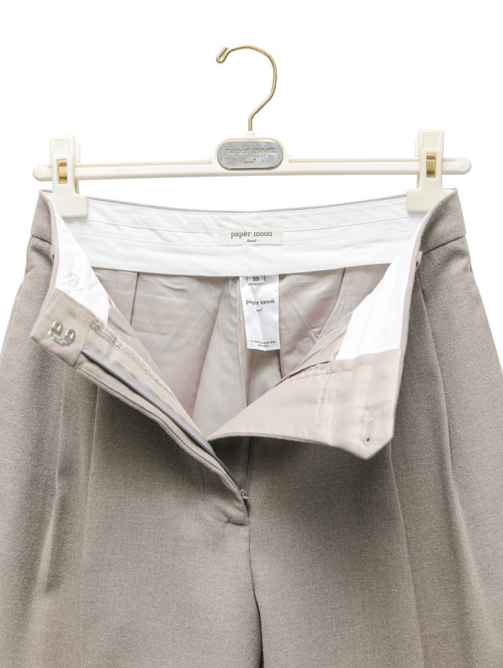 Paper Moon - Korean Women Fashion - #momslook - Flannel Wool Set - Up Bermuda Pants - 11