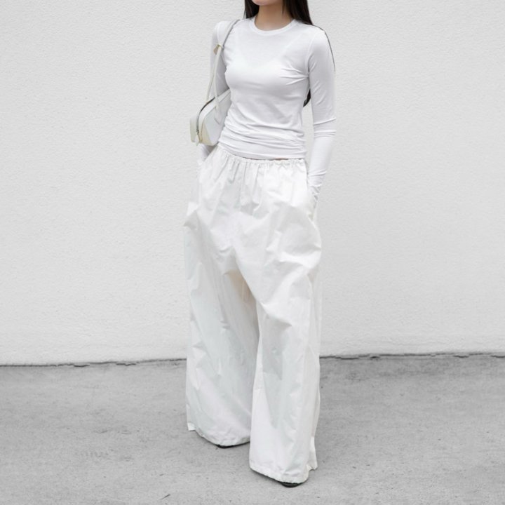 Paper Moon - Korean Women Fashion - #momslook - Cotton Balloon Wide Trousers - 3