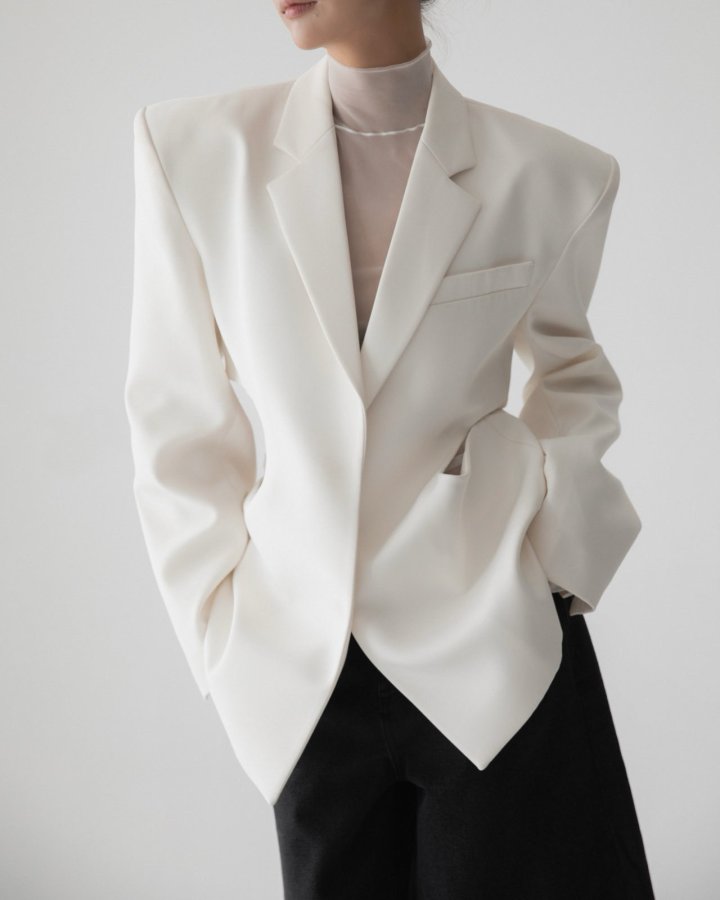 Paper Moon - Korean Women Fashion - #pursuepretty - Squared Shoulder Cut Out Waist Detail Minimal Blazer