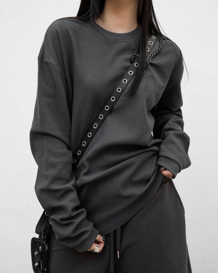 Paper Moon - Korean Women Fashion - #vintagekidsstyle - Waffle Fabric Oversized Long Sleeved Tee - 3