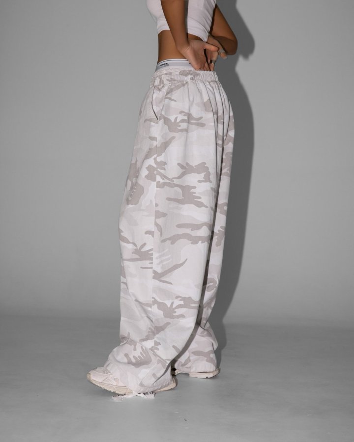 Paper Moon - Korean Women Fashion - #womensfashion - Camouflage Cotton Banded Maxi Wide Trousers - 5