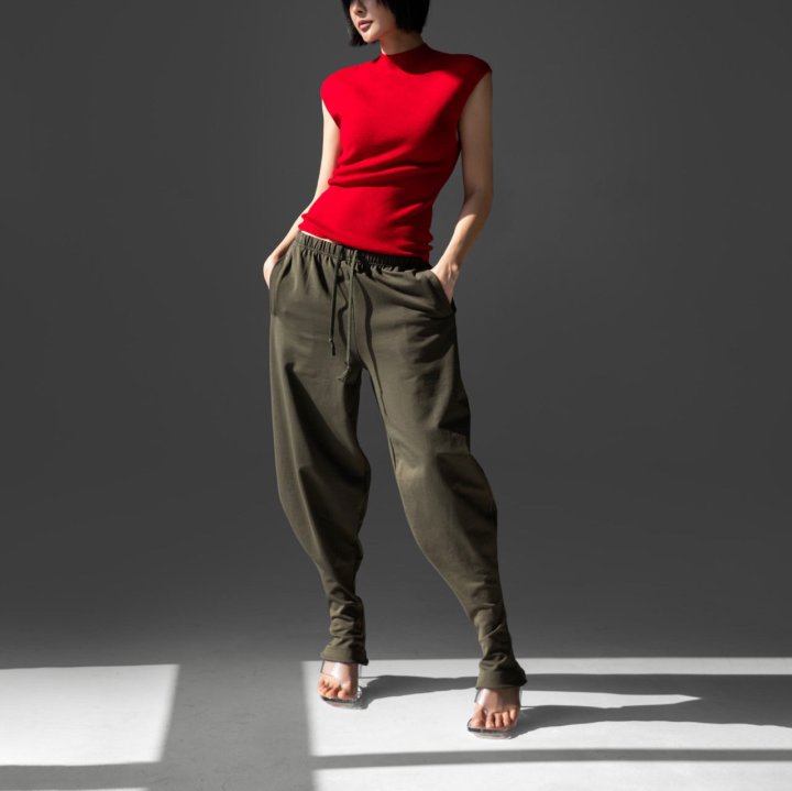 Paper Moon - Korean Women Fashion - #womensfashion - Curved Balloon Leg Jersey Pants - 2