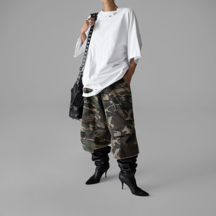 Paper Moon - Korean Women Fashion - #momslook - Oversized Pigment Cutted Detail Tee - 4