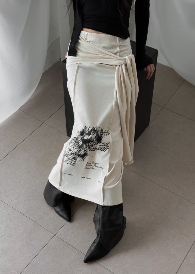Rare Closet - Korean Women Fashion - #womensfashion - Off Seam Tie Skirt - 4