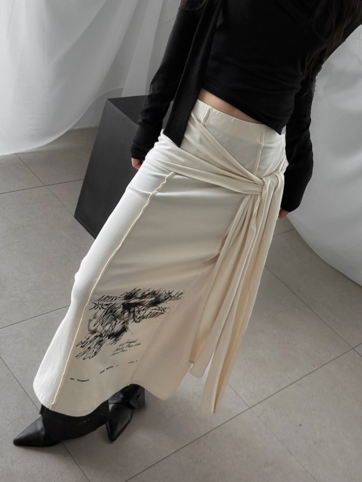 Rare Closet - Korean Women Fashion - #womensfashion - Off Seam Tie Skirt