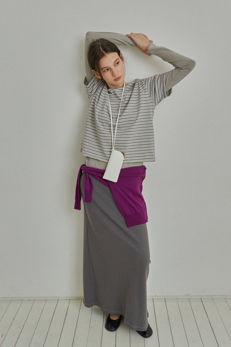 Reirai - Korean Women Fashion - #womensfashion - Coal Stripe Layered Tee - 4