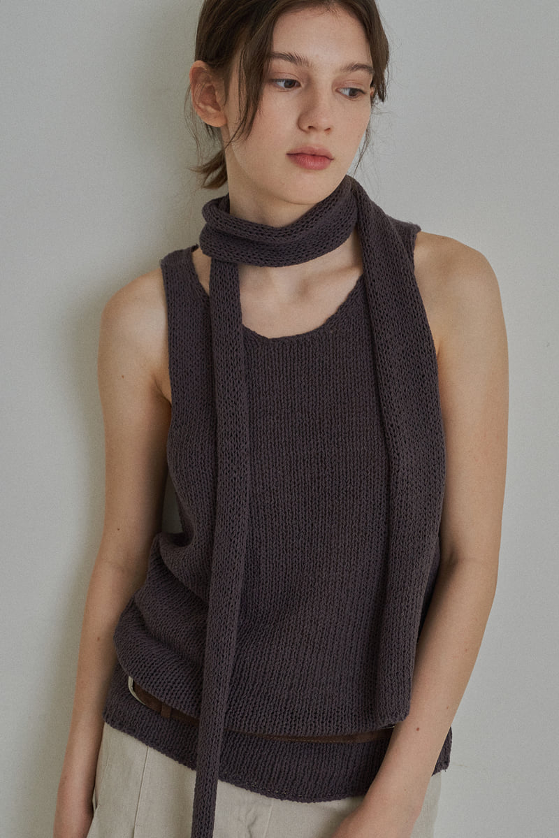 Reirai - Korean Women Fashion - #momslook - Soap Muffler Sleeveless Set - 6