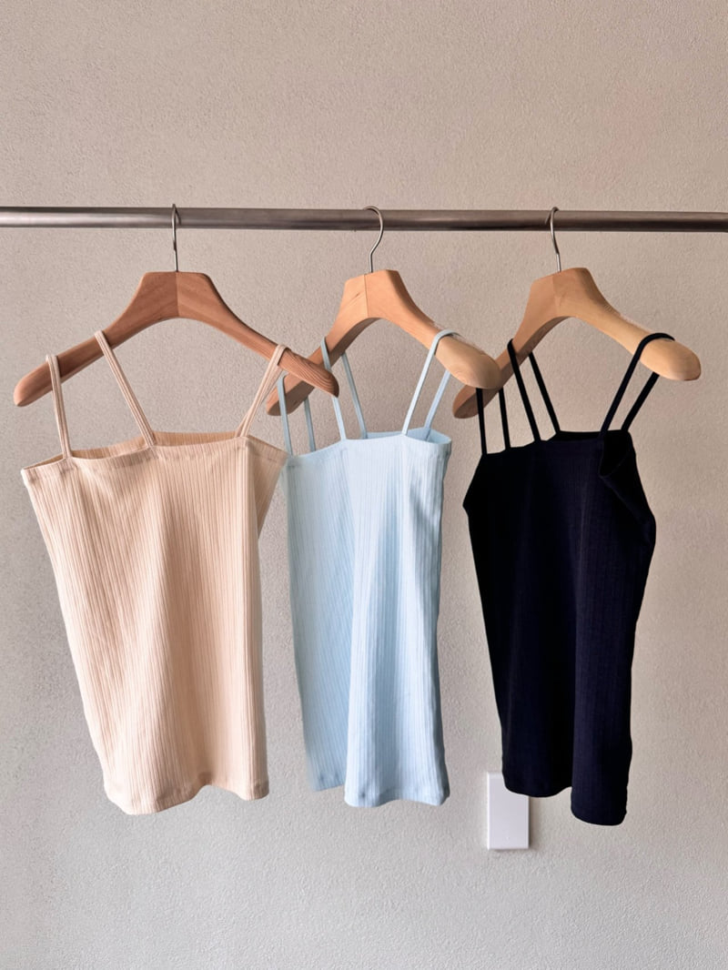 Roomk - Korean Women Fashion - #momslook - Triple Line Sleeveless Top - 10