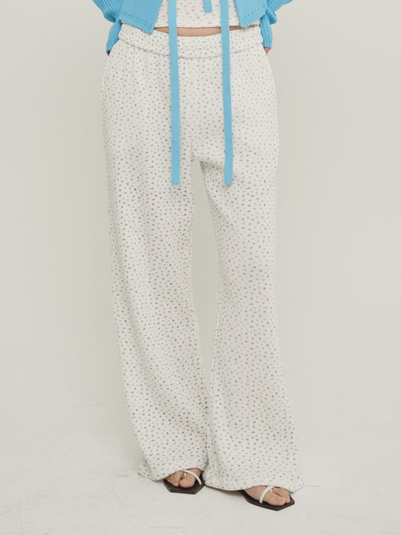 Roomk - Korean Women Fashion - #momslook - Waffle Pants - 2