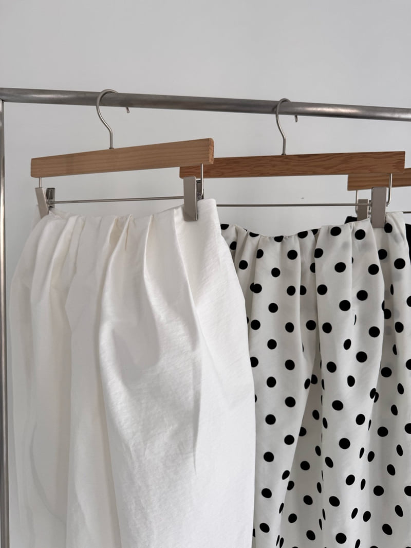 Roomk - Korean Women Fashion - #momslook - Balloon Skirt - 11