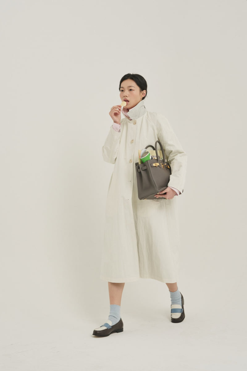 Roomk - Korean Women Fashion - #momslook - Two-Face Trench Coat - 6
