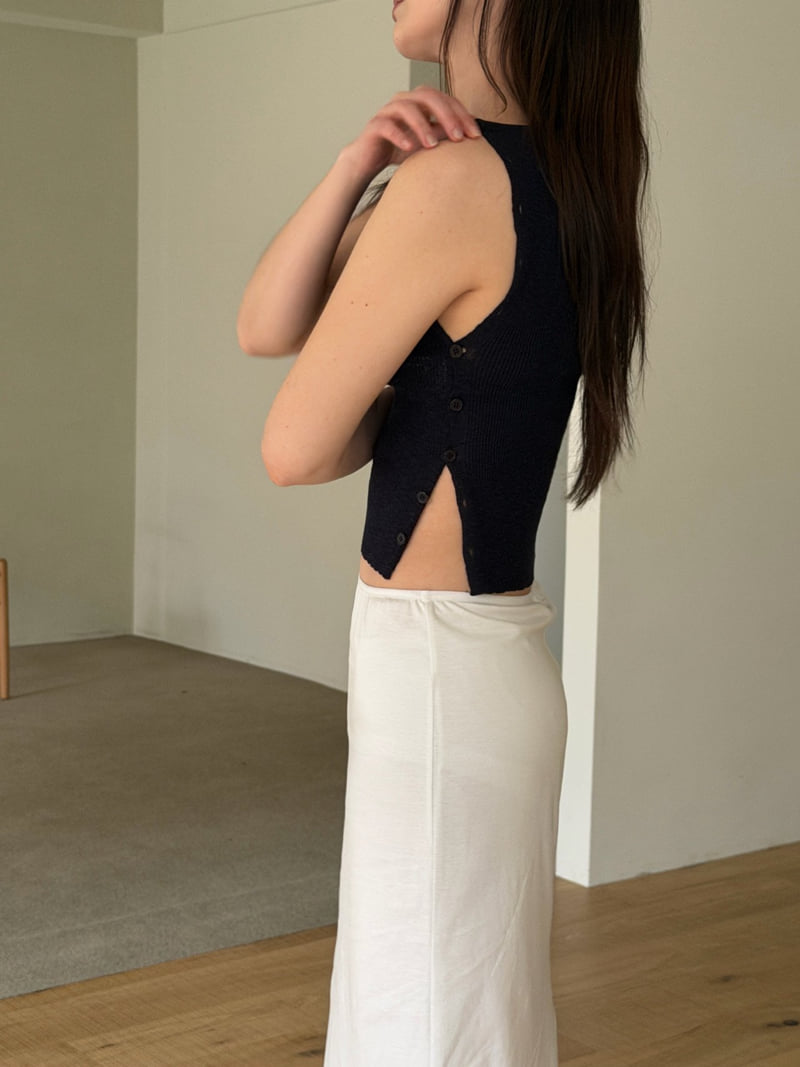 Roomk - Korean Women Fashion - #restrostyle - Ribbed Sleeve Bustier - 7
