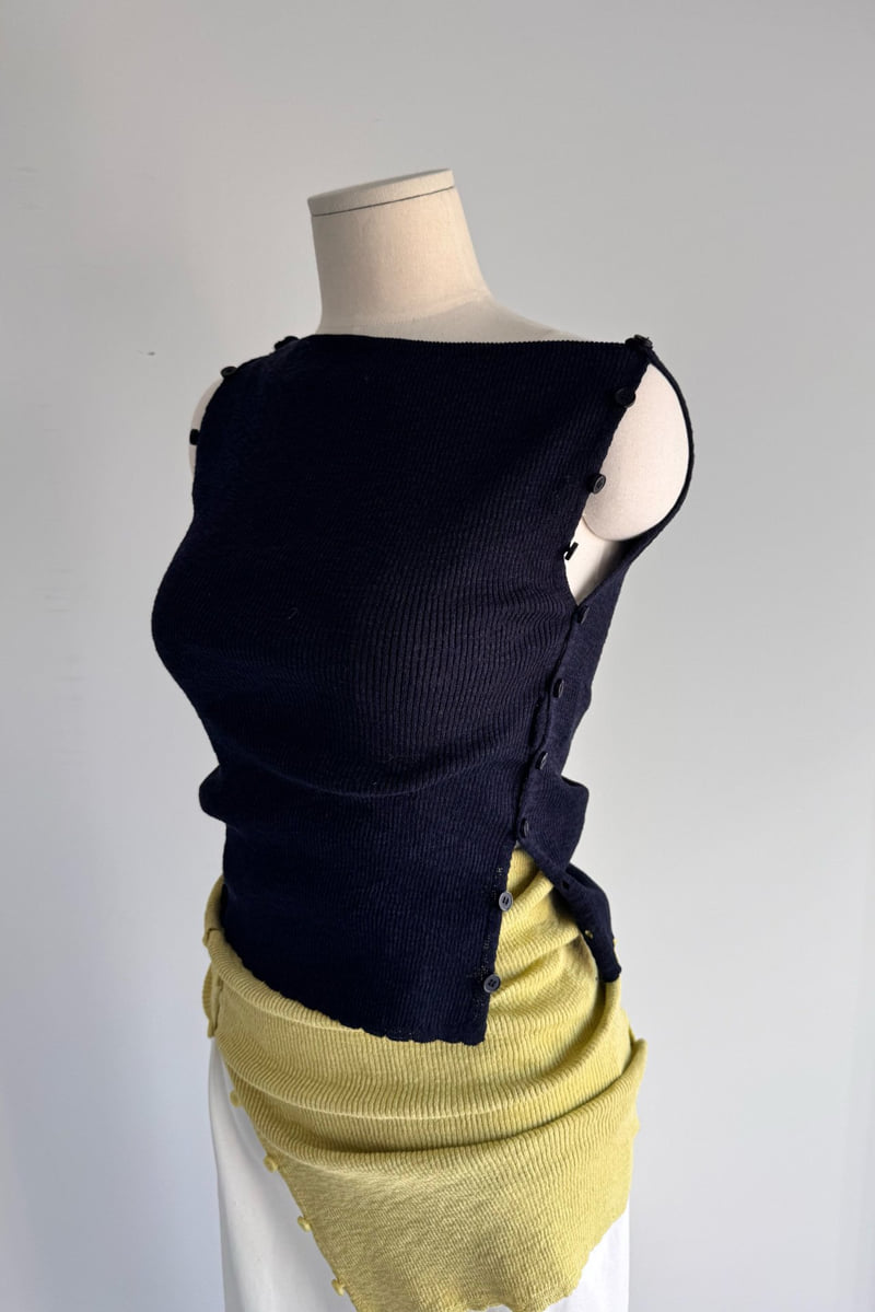 Roomk - Korean Women Fashion - #thatsdarling - Ribbed Sleeve Bustier - 10